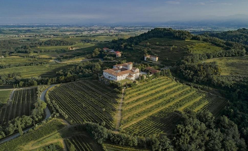 Le Badie Wine Resort Rosazzo ภายนอก รูปภาพ