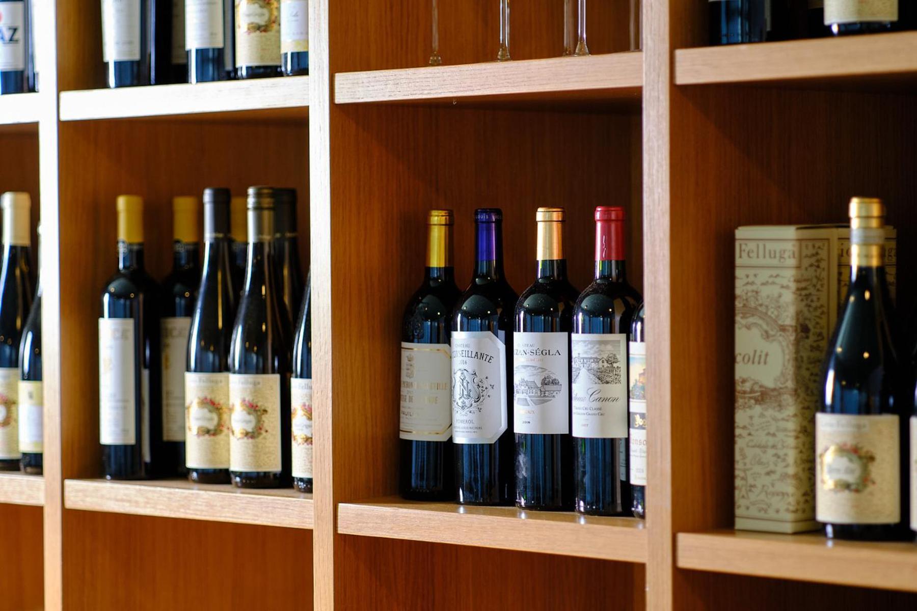 Le Badie Wine Resort Rosazzo ภายนอก รูปภาพ