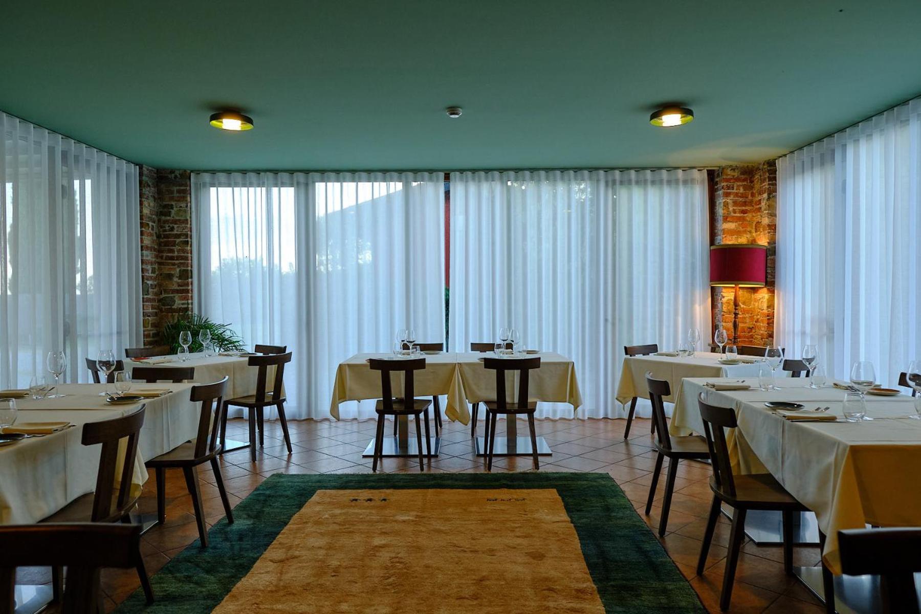 Le Badie Wine Resort Rosazzo ภายนอก รูปภาพ