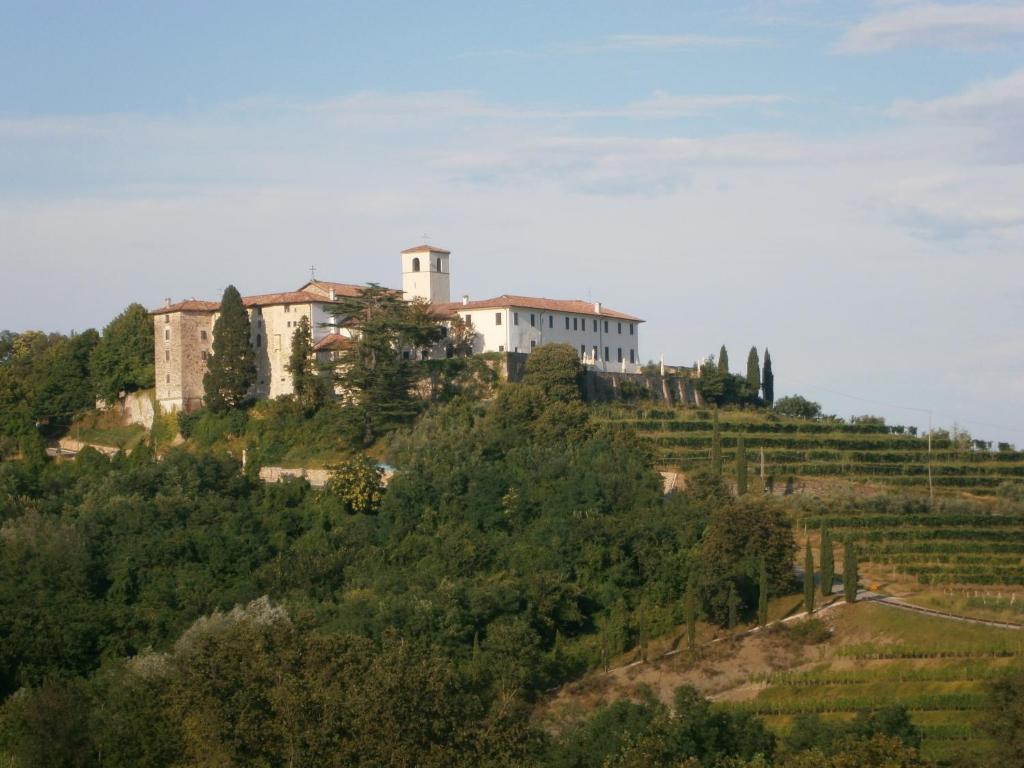 Le Badie Wine Resort Rosazzo ภายนอก รูปภาพ